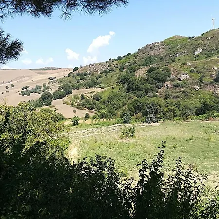 Cifuliana Village Деревянный коттедж Valledolmo